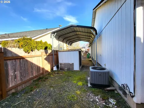 3884 Shenstone Drive Eugene OR 97404