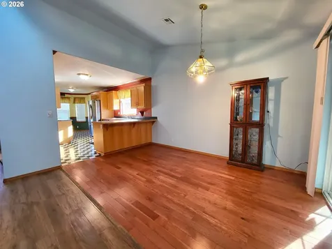 3884 Shenstone Drive Eugene OR 97404