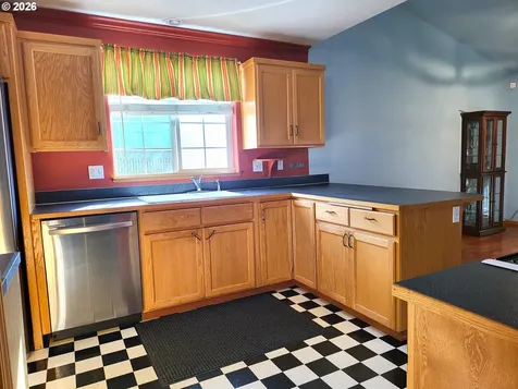 3884 Shenstone Drive Eugene OR 97404