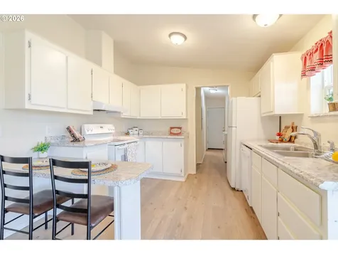 1340 40th Avenue Sweet Home OR 97386