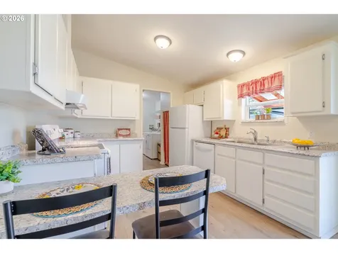 1340 40th Avenue Sweet Home OR 97386