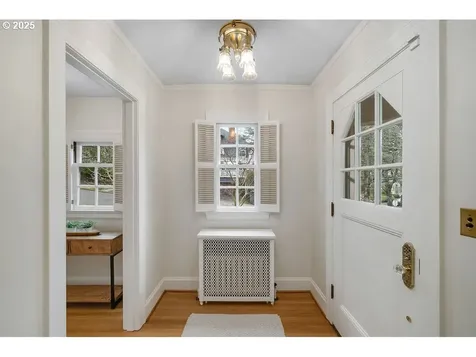 2116 SW 19th Avenue Portland OR 97201