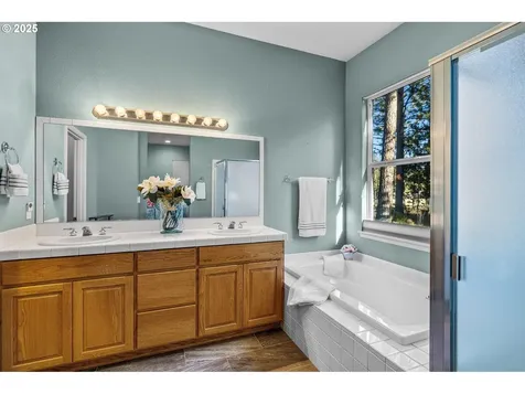 19385 Blue Lake Loop Bend OR 97702