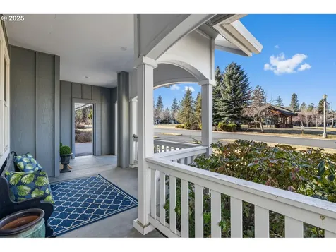 19385 Blue Lake Loop Bend OR 97702