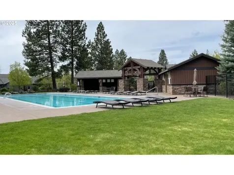 19385 Blue Lake Loop Bend OR 97702