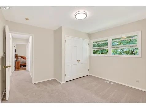 916 Cumberland Road Lake Oswego OR 97034