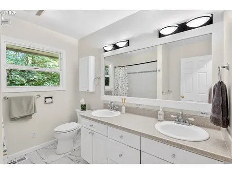 916 Cumberland Road Lake Oswego OR 97034