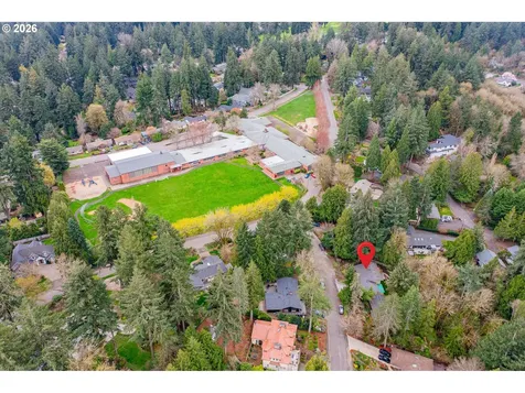 916 Cumberland Road Lake Oswego OR 97034