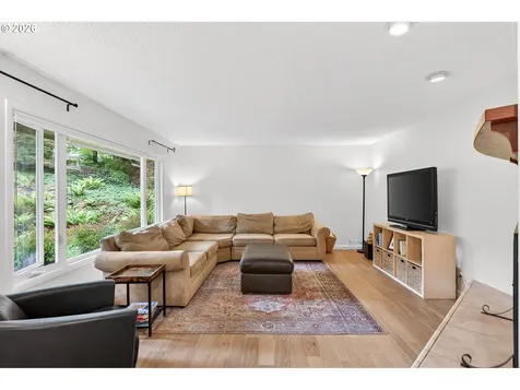 916 Cumberland Road Lake Oswego OR 97034