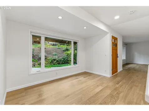 916 Cumberland Road Lake Oswego OR 97034