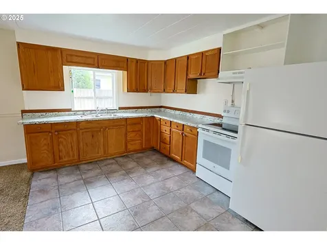 141 2nd Avenue Coos Bay OR 97420