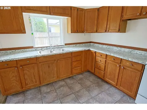 141 2nd Avenue Coos Bay OR 97420