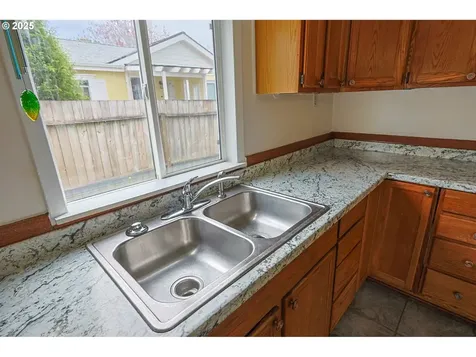 141 2nd Avenue Coos Bay OR 97420
