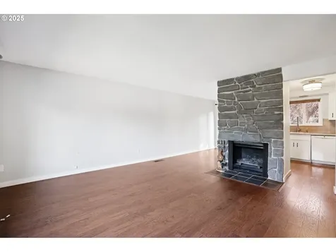 3155 SE Lewis Court Troutdale OR 97060