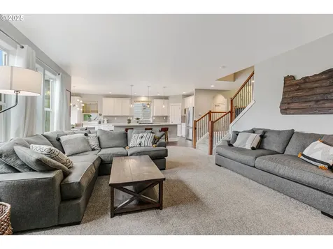 2831 Wing Tip Avenue NW Salem OR 97304