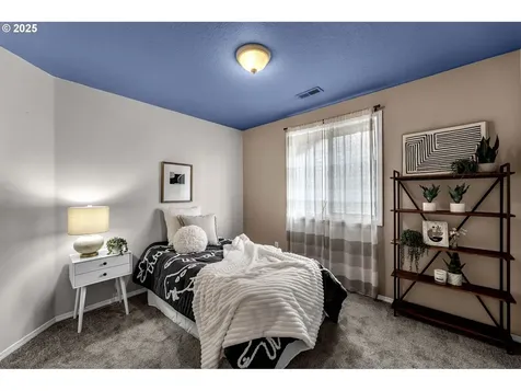 16504 NE 12th Street Vancouver WA 98684