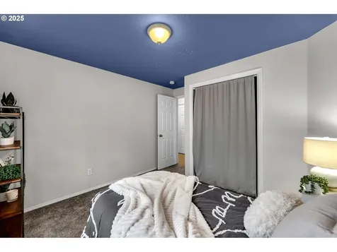 16504 NE 12th Street Vancouver WA 98684