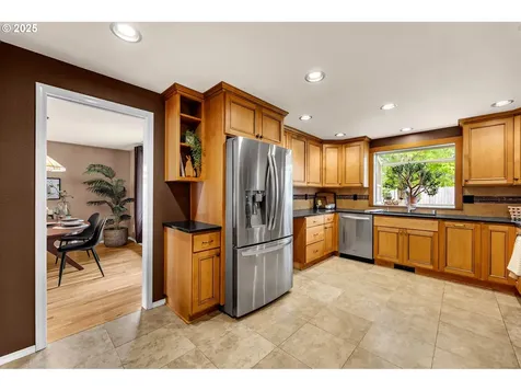 16504 NE 12th Street Vancouver WA 98684
