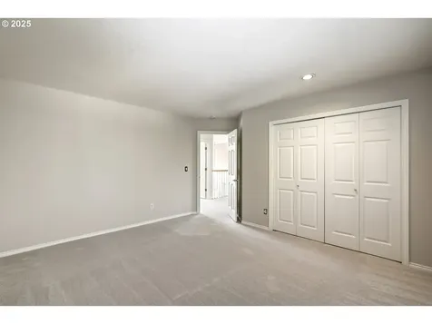 22305 SW Taylors Drive Tualatin OR 97062