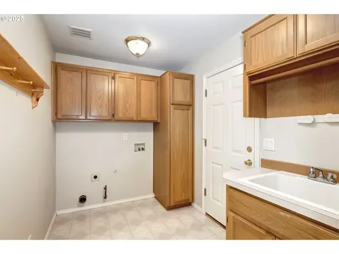 22305 SW Taylors Drive Tualatin OR 97062