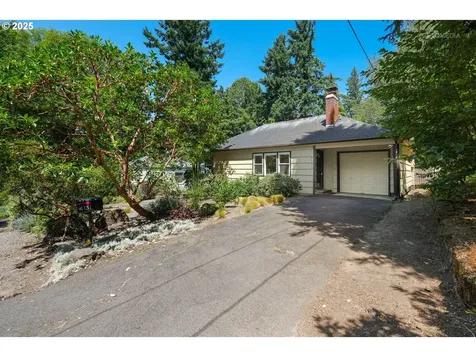 4131 SW Marigold Street Portland OR 97219