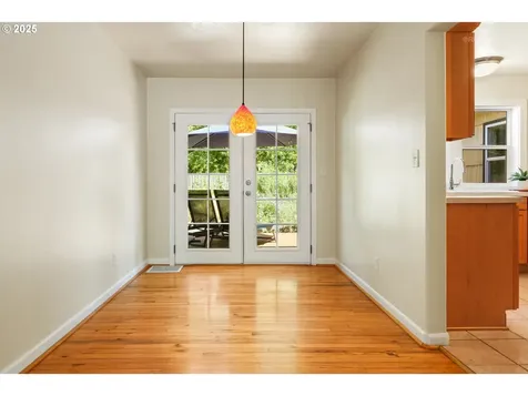 4131 SW Marigold Street Portland OR 97219