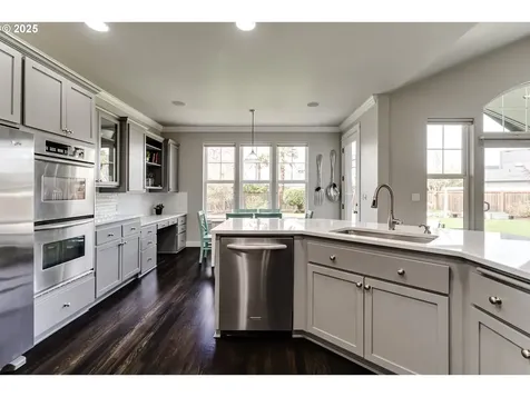 812 Mint Meadow Way Springfield OR 97477