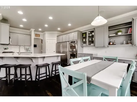 812 Mint Meadow Way Springfield OR 97477