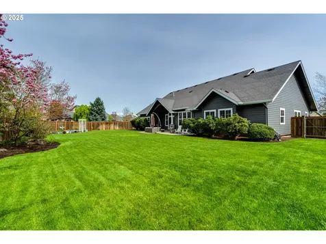 812 Mint Meadow Way Springfield OR 97477