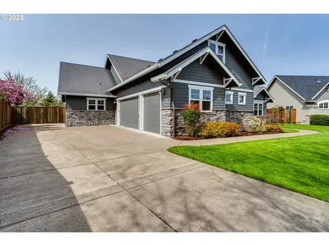 812 Mint Meadow Way Springfield OR 97477