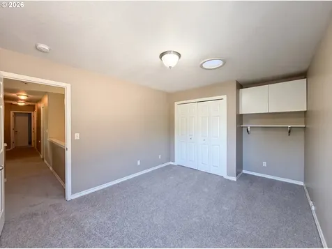 5880 SE Snowberry Court Hillsboro OR 97123