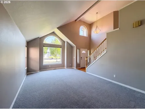 5880 SE Snowberry Court Hillsboro OR 97123