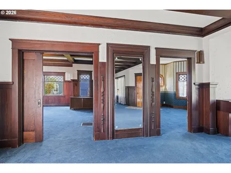 1447 Sherman Avenue North Bend OR 97459
