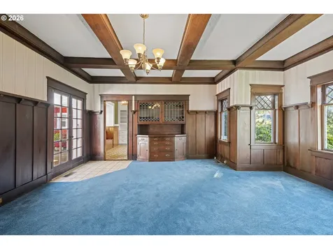 1447 Sherman Avenue North Bend OR 97459