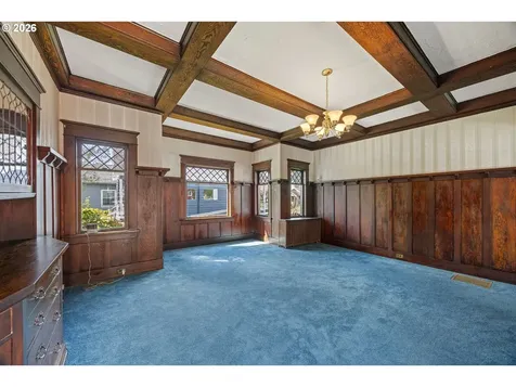 1447 Sherman Avenue North Bend OR 97459