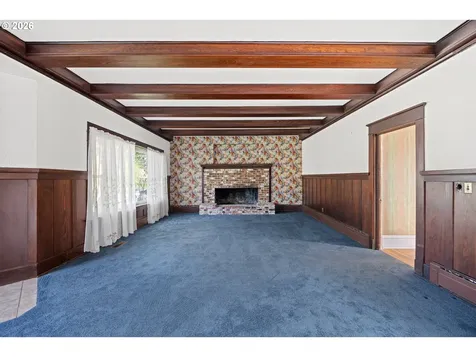 1447 Sherman Avenue North Bend OR 97459