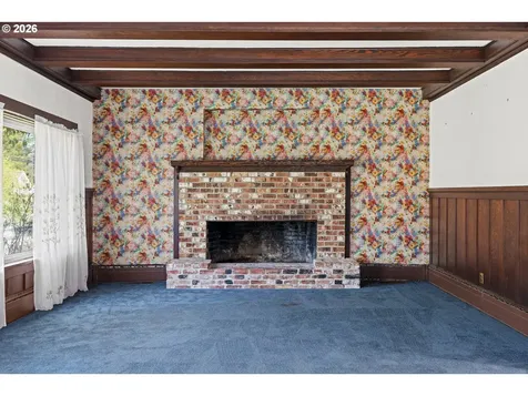 1447 Sherman Avenue North Bend OR 97459