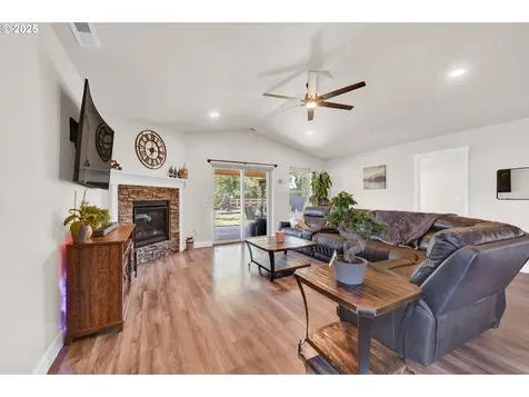 875 Aldrich Way Monroe OR 97456