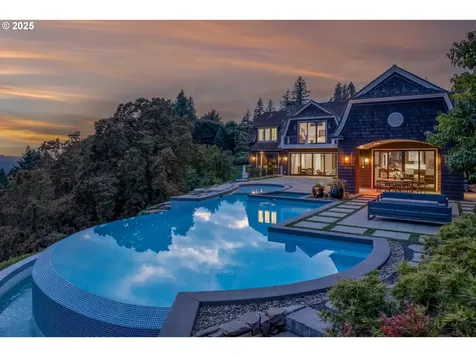 2088 Crest Drive Lake Oswego OR 97034