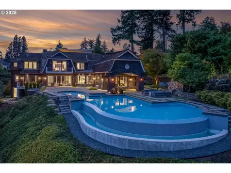 2088 Crest Drive Lake Oswego OR 97034