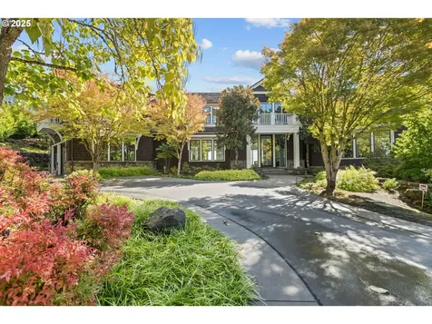 2088 Crest Drive Lake Oswego OR 97034
