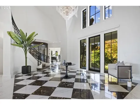 2088 Crest Drive Lake Oswego OR 97034