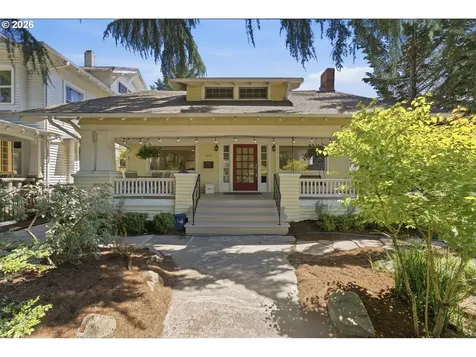 5616 NE Garfield Avenue Portland OR 97211