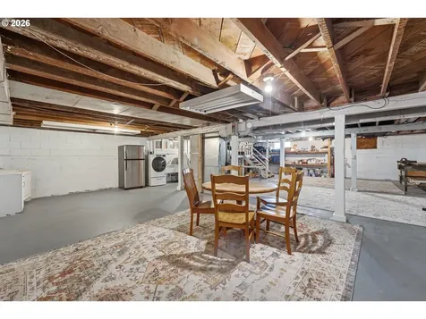5616 NE Garfield Avenue Portland OR 97211