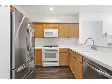 17290 SW Berkeley Lane Beaverton OR 97003
