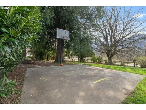 91 Tombleson Road Stevenson WA 98648