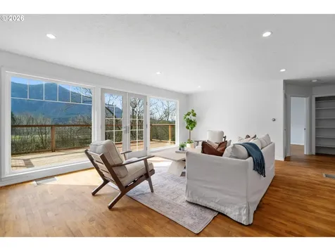 91 Tombleson Road Stevenson WA 98648