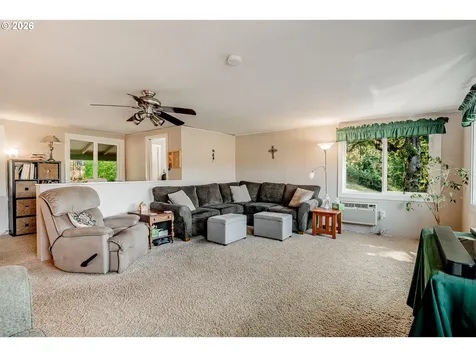 14075 NE North Valley Road Newberg OR 97132