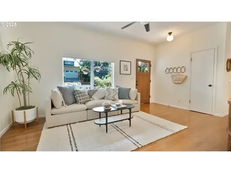 7235 SW 54th Avenue Portland OR 97219