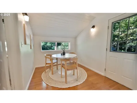 7235 SW 54th Avenue Portland OR 97219